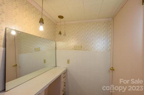 111 Lakeside Loop, Hickory, NC 28601 photo 41