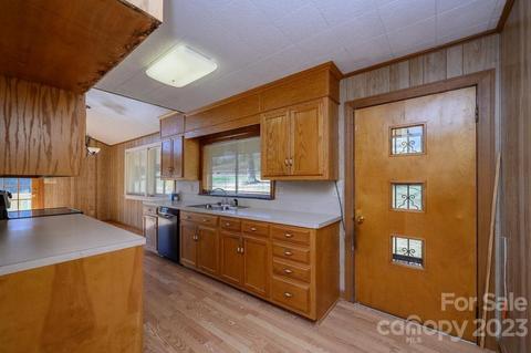 111 Lakeside Loop, Hickory, NC 28601 photo 24