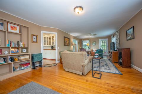 140 Pacolet St, Tryon, NC 28782 photo 4