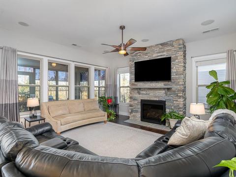 631 Daventry Ct, Clover, SC 29710 photo 14