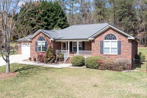 7164 Windy Oaks Dr, Denver, NC 28037