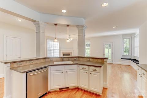121 Mills Ln, Fort Mill, SC 29708 photo 13