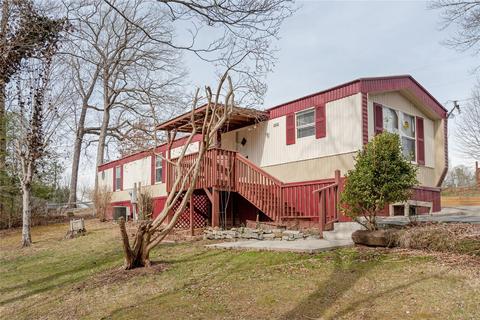 2 N Mockingbird Ln, Arden, NC 28704