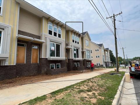 371 S Bruns Wet0205 Ave #WET0205, Charlotte, NC 28208