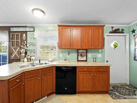901 Ervena Ct, Monroe, NC 28112 photo 9