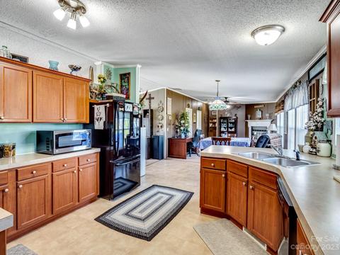 901 Ervena Ct, Monroe, NC 28112 photo 4