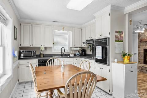 2122 Griffith Rd, Monroe, NC 28112 photo 9