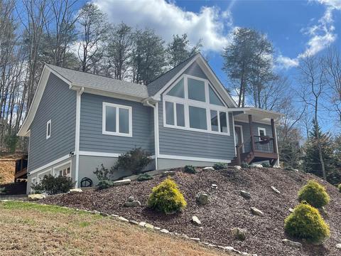 37 Creek Run Rd, Candler, NC 28715