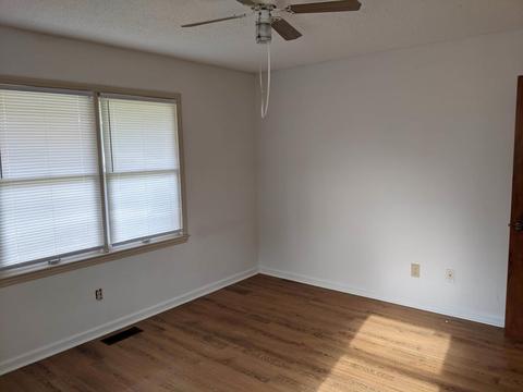 1615 Conover Blvd, Conover, NC 28613 photo 4