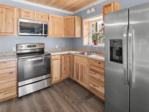 150 Barefoot Rdg, Clyde, NC 28721 photo 16