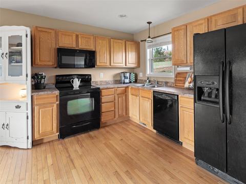 150 Barefoot Rdg, Clyde, NC 28721 photo 6