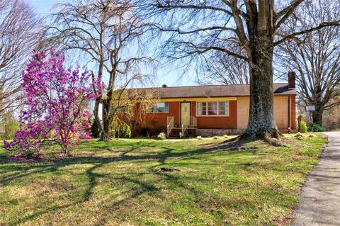 1051 Tomlin Mill Rd, Statesville, NC 28625