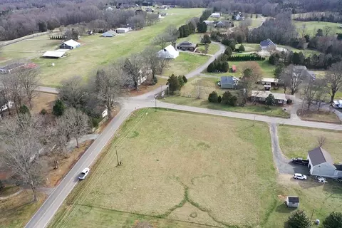 17380 Mooresville Rd, Mount Ulla, NC 28125
