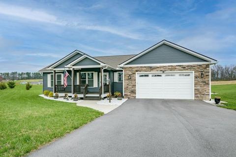 59 Corto Ln, Flat Rock, NC 28731