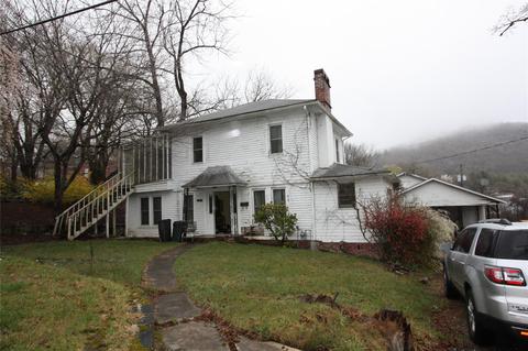 62 Amethyst St, Spruce Pine, NC 28777 photo 1