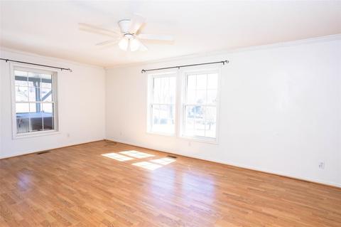 309 River Point Rd, Canton, NC 28716 photo 4