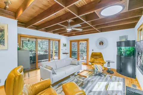 449 Old Powell Rd, Brevard, NC 28712 photo 5