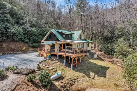449 Old Powell Rd, Brevard, NC 28712 photo 3