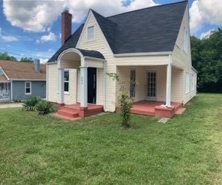 303 Taylor St, Thomasville, NC 27360