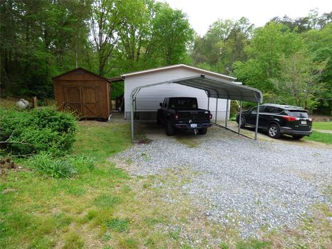 8 Allison Cv, Sylva, NC 28779 photo 6