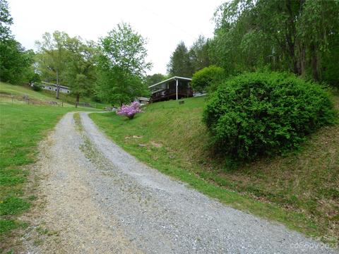 8 Allison Cv, Sylva, NC 28779 photo 4