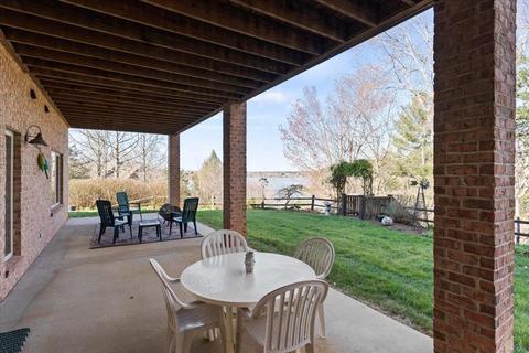 182 Mariners Point Ln, Hickory, NC 28601 photo 38