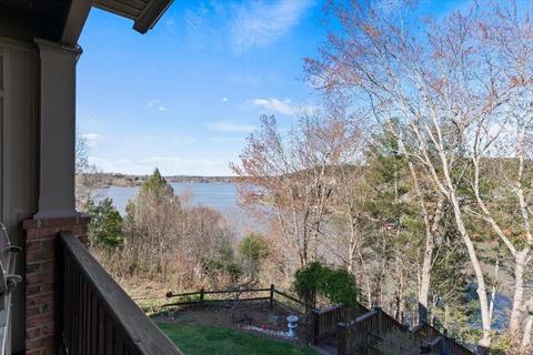 182 Mariners Point Ln, Hickory, NC 28601 photo 18