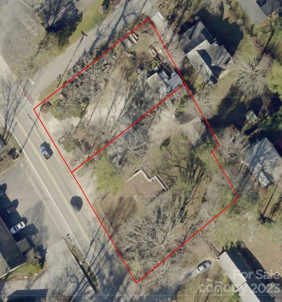 1002 1004 Greenville Hwy  