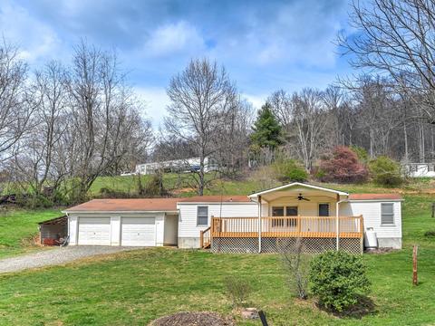 21 Grady Ln, Canton, NC 28716