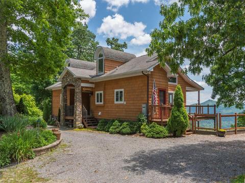 120 Skyridge Dr, Clyde, NC 28721