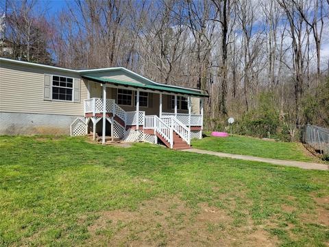 53 Whisper St, Clyde, NC 28721