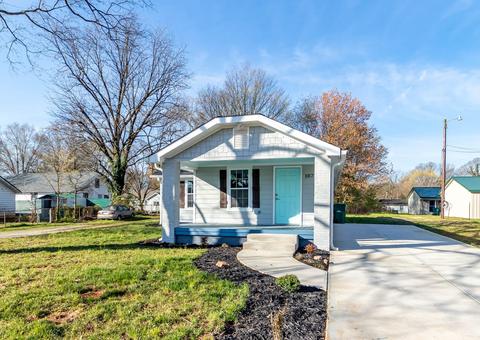 107 W Pinetree Dr, Salisbury, NC 28144 photo 4