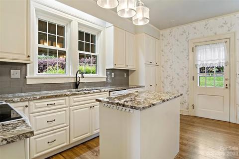 212 Viewpoint Dr, Marion, NC 28752 photo 22