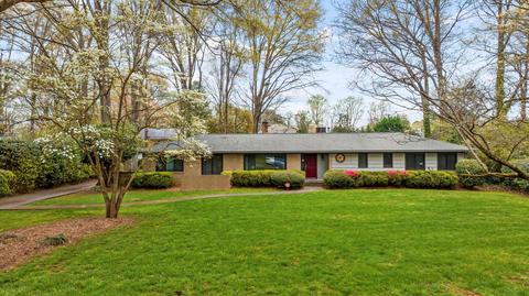 5536 Lansing Dr, Charlotte, NC 28270