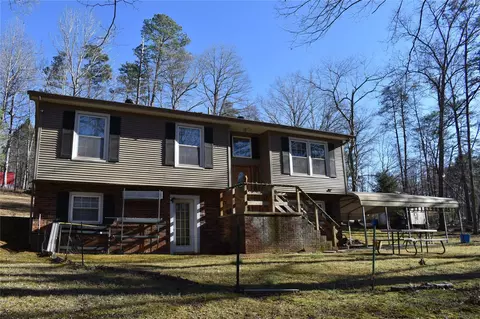 265 Poteat Rd, Marion, NC 28752