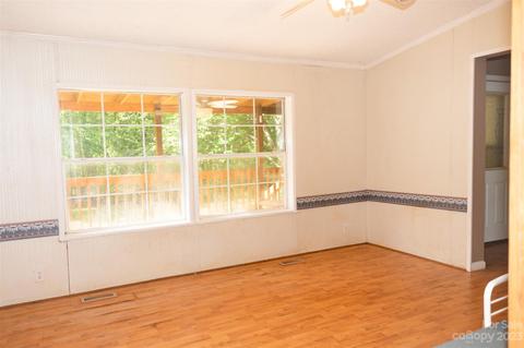 130 Misery Ridge Trl, Mill Spring, NC 28756 photo 12