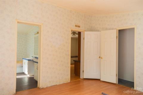 130 Misery Ridge Trl, Mill Spring, NC 28756 photo 14