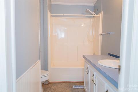 130 Misery Ridge Trl, Mill Spring, NC 28756 photo 21