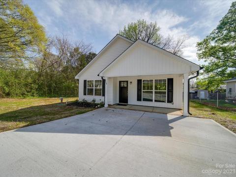 2565 Hemphill St, Charlotte, NC 28208