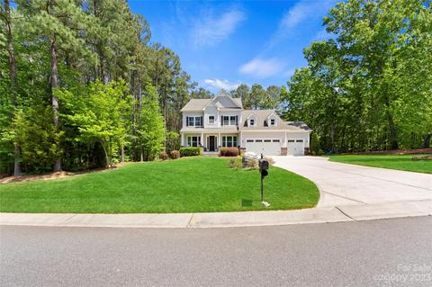 1500 Springfield Dr, Waxhaw, NC 28173