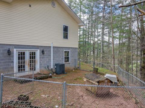 446 Timber Leaf Dr, Sylva, NC 28779 photo 36