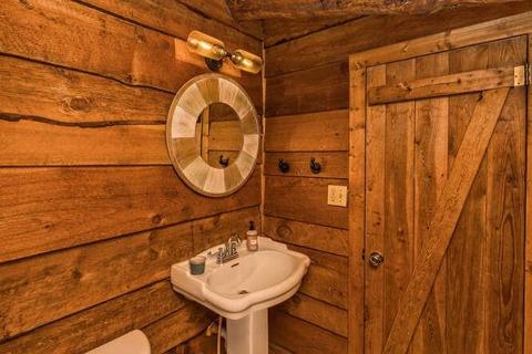 883 Hidden Valley Rd, Clyde, NC 28721 photo 31