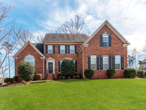 3873 French Fields Ln, Harrisburg, NC 28075