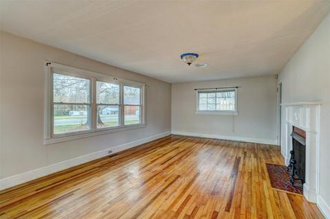 815 E Main St, Cherryville, NC 28021 photo 8