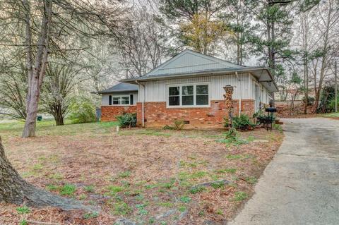 815 E Main St, Cherryville, NC 28021 photo 3