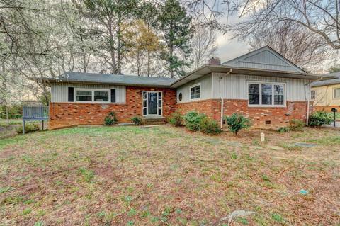 815 E Main St, Cherryville, NC 28021 photo 2