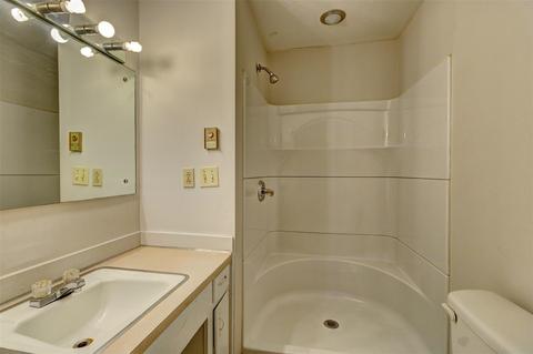 815 E Main St, Cherryville, NC 28021 photo 15