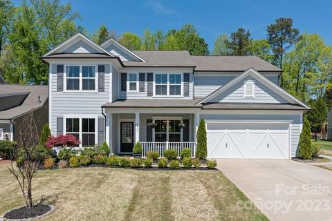 2092 Angel Oak Dr, Fort Mill, SC 29715