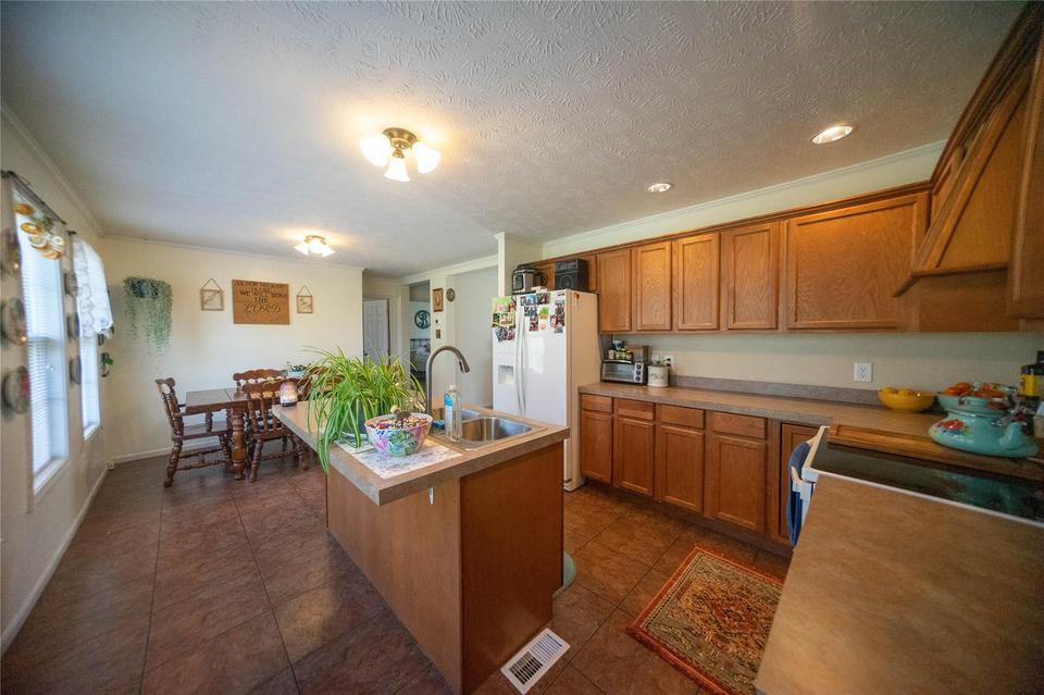  4035 Hazelwood Ln, Maiden, NC 28650 photo 6