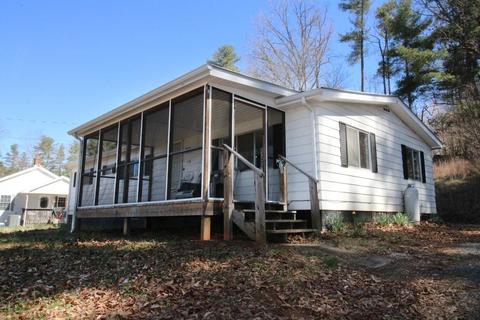 118 Brook St, Mars Hill, NC 28754